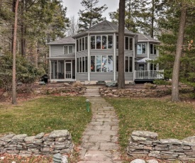Luxury Escape on Lake Towamensing with Game Room!