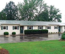 Well Appointed Vacation Resort Suites at Lake Tansi