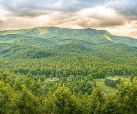 A gorgeous view of the mountains awaits you at this luxurious condo!