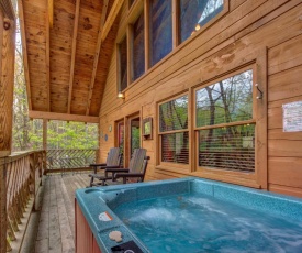 Above Ole Smoky’s Clouds, 1 Bedroom, Hot Tub, WiFI, Pets, Sleeps 4