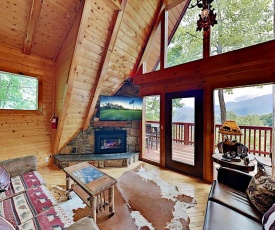 Bear Mountain Retreat - Big Views, Spa, Game Room home