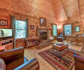 Bear's Den, 2 Bedrooms, Jetted Tub, King Beds, Hot Tub, WiFi, Sleeps 6
