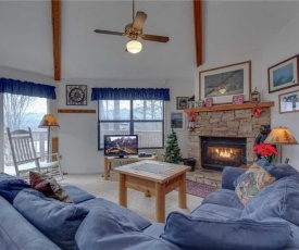 Bearadise 2, 2 Bedrooms, Pool Access, Hot Tub, Fireplace, WiFi, Sleeps 4
