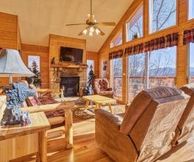 Black Bear Lookout, 2 Bedrooms, Hot Tub, Fireplace, WiFi, Grill, Sleeps 6