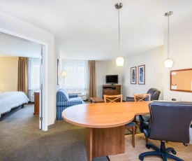 Candlewood Suites Pittsburgh-Cranberry, an IHG Hotel