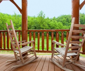 Creekside Lodge