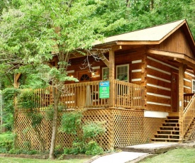 Cuddle Inn #1529 by Aunt Bug's Cabin Rentals
