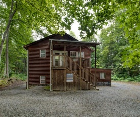 Cuddles, 1 Bedroom Studio, Walk to Downtown and Hiking Trails!