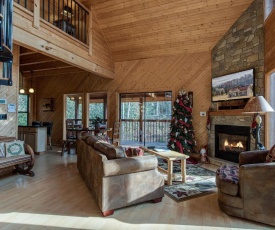 Dreams & Streams, 2 Bedrooms, Jetted Tub, Pool Table, Arcade, Sleeps 8