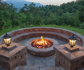 Gatlinburg Mansion Cabin