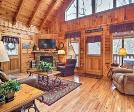 Gatlinburg Mountainside Escape with Outdoor Hot Tub!