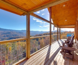 Great Smoky Lodge, 7 BR, New Construction, Pets, WiFi, Hot Tub, Sleeps 20