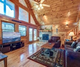 Hemlock Manor, 3 Bedrooms, Sleeps 10, WiFi, Game Room, Hot Tub, Fireplace