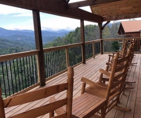Mountain Haven - Relax & enjoy AMAZING 180 Degree Views of Mt LeConte