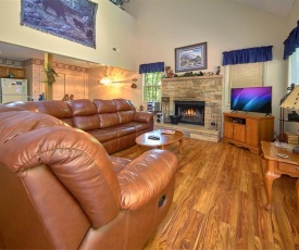 Mountain Hideaway, 1 Bedroom, Sleeps 2, Wood Fireplace, WiFi, Pool Table