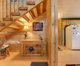 Mountain Romance, 1 Bedroom, Hot Tub, Pool Table, Mountain View, Sleeps 4