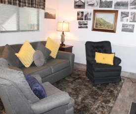 Oak Square Condo 210