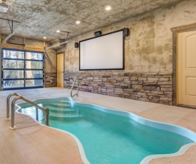 Poolin Around, 1 Bedroom, Private Heated Indoor Pool, Hot Tub, Sleeps 4