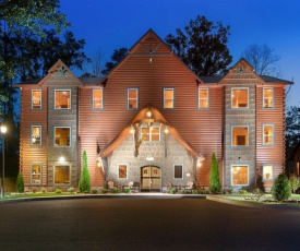 The Grand Orchard Lodge