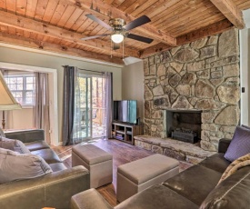 Updated Cobbly Nob Resort Home with Hot Tub!