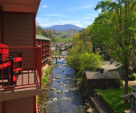 Baymont by Wyndham Gatlinburg On The River
