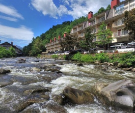 Gatlinburg River Inn