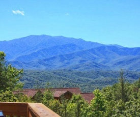 Knotty Pine Delight Holiday home