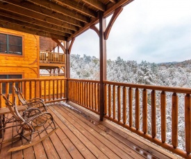 Majestic Manor, 3 Bedrooms, Mountain View, Pool, Hot Tub, Sleeps 10