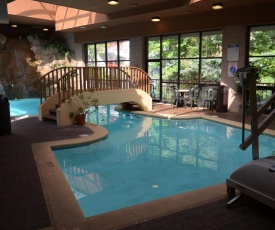 Zoders Inn and Suites
