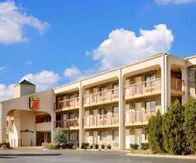 Super 8 by Wyndham Hermitage Nashville