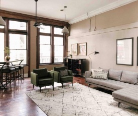 Cru Loft in the Heart of Downtown Knox