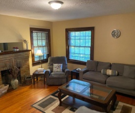 Quaint Apartment in Older East Knoxville