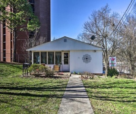 Quaint Getaway 2 Mi to Downtown and 3 Mi to UT!