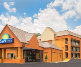 Days Inn by Wyndham Knoxville East