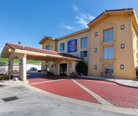 Motel 6-Knoxville, TN