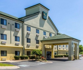 Quality Inn & Suites La Vergne
