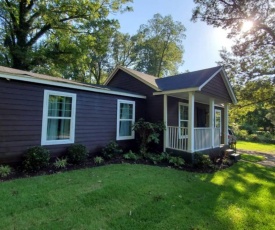 Chic Home Cabin Like Sleeps Up to 14 on 1.5 Acres