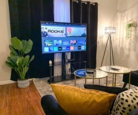 Luxury Midtown - Near Overton Square and Downtown
