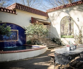 NEW Midtown Serene Studio with KING Bed & Netflix