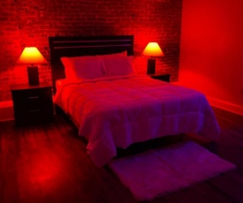 Smart Modern Contemporary 1 Bedroom 1 Bathroom Apt.