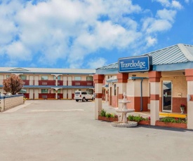 Travelodge by Wyndham Memphis
