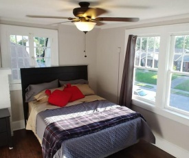 Willett 2 Adorable Two Bedroom