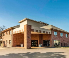 Quality Inn Airport I-240
