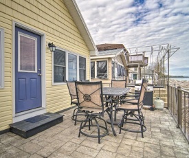 Sunny, Modern Waterfront Cottage in Erie!