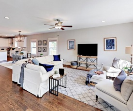 Brand-New 3BR Urban Getaway with Patio condo