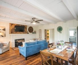 Cozy River Retreat within 25 min of the city