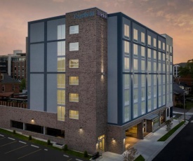 Fairfield Inn & Suites Nashville Near Vanderbilt