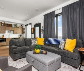 Illume - All-New Community - Balcony & Bonus Room condo