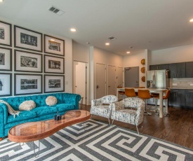 Illume - Posh Resort Community - Courtyard Pool condo