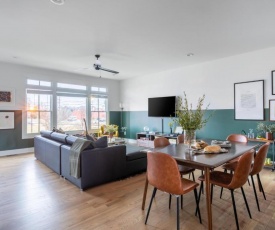 Monroe Unit 7 - Magnificent 4BR Condo in Heart of Nashville